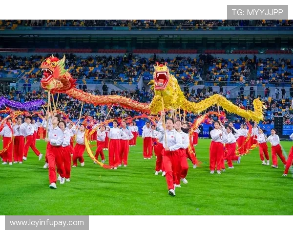 香港足球明星队精彩进球回顾谁是赛场上的最佳射手