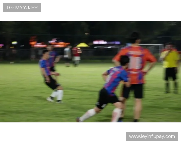 足球明星精彩射门集锦视频展现绝佳技术与瞬间魅力