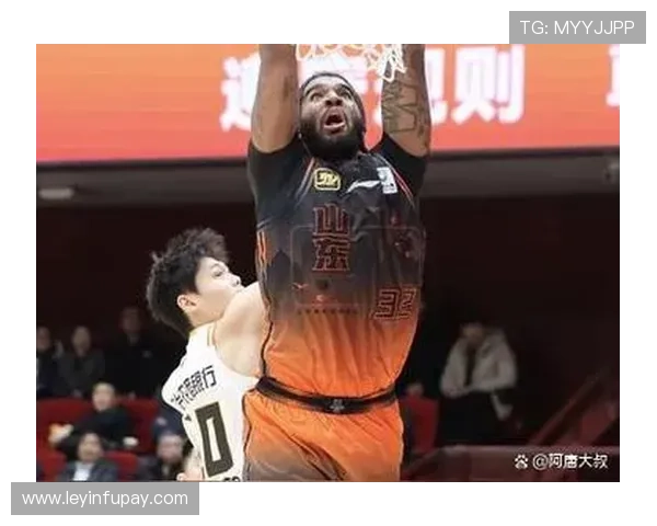 赛后分析：北京篮球队与成都篮球队的战术对决与技术亮点探讨