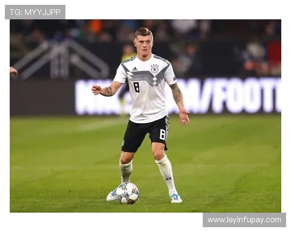 德国足球明星前腰风采尽显精彩瞬间图片集锦 德国足球明星前腰风采尽显精彩瞬间图片集锦